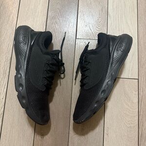 Under Armour Black Athletic Shoes